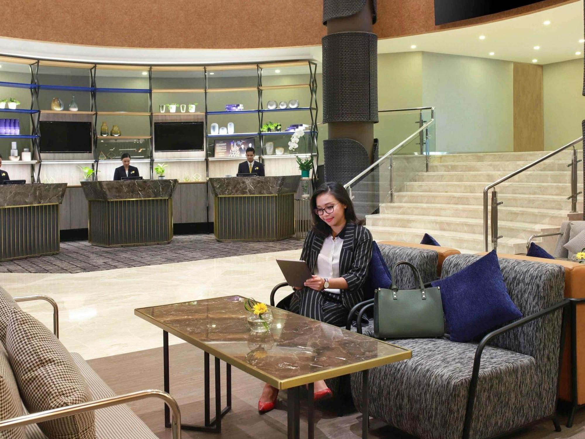 Hotel Novotel Cikini 4*