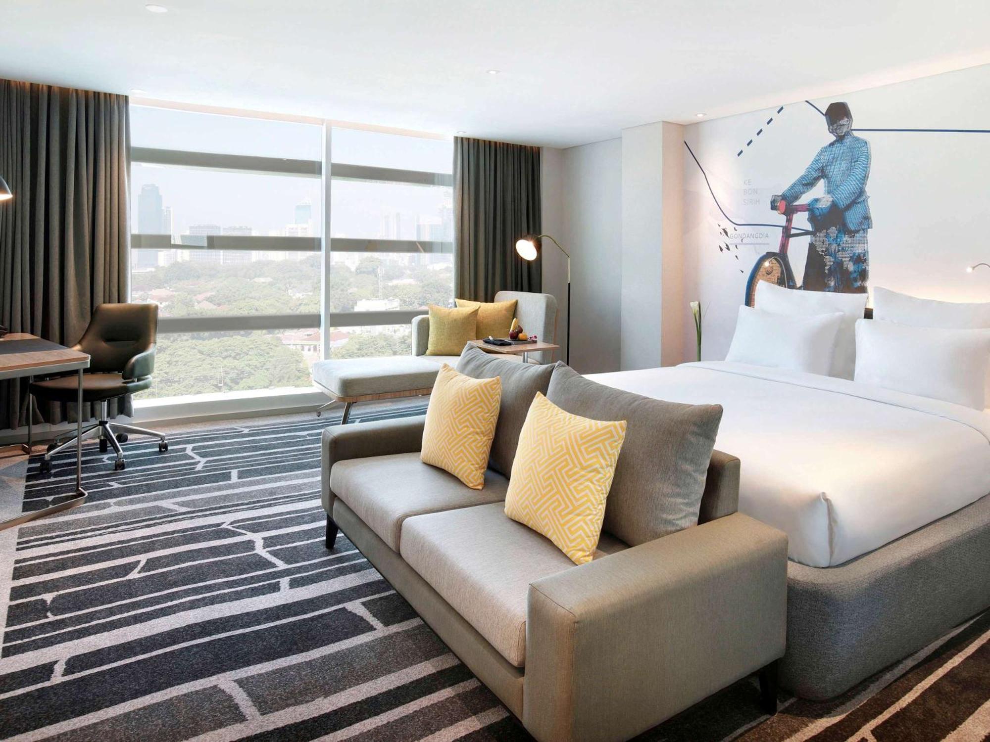 होटल Novotel Cikini